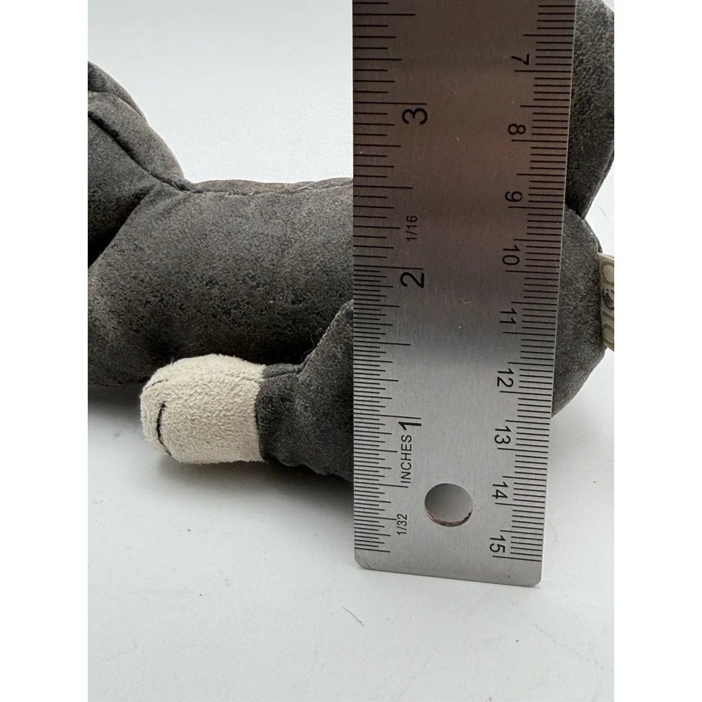 Dora Designs Cat Suede‎ Paperweight Dark Gray